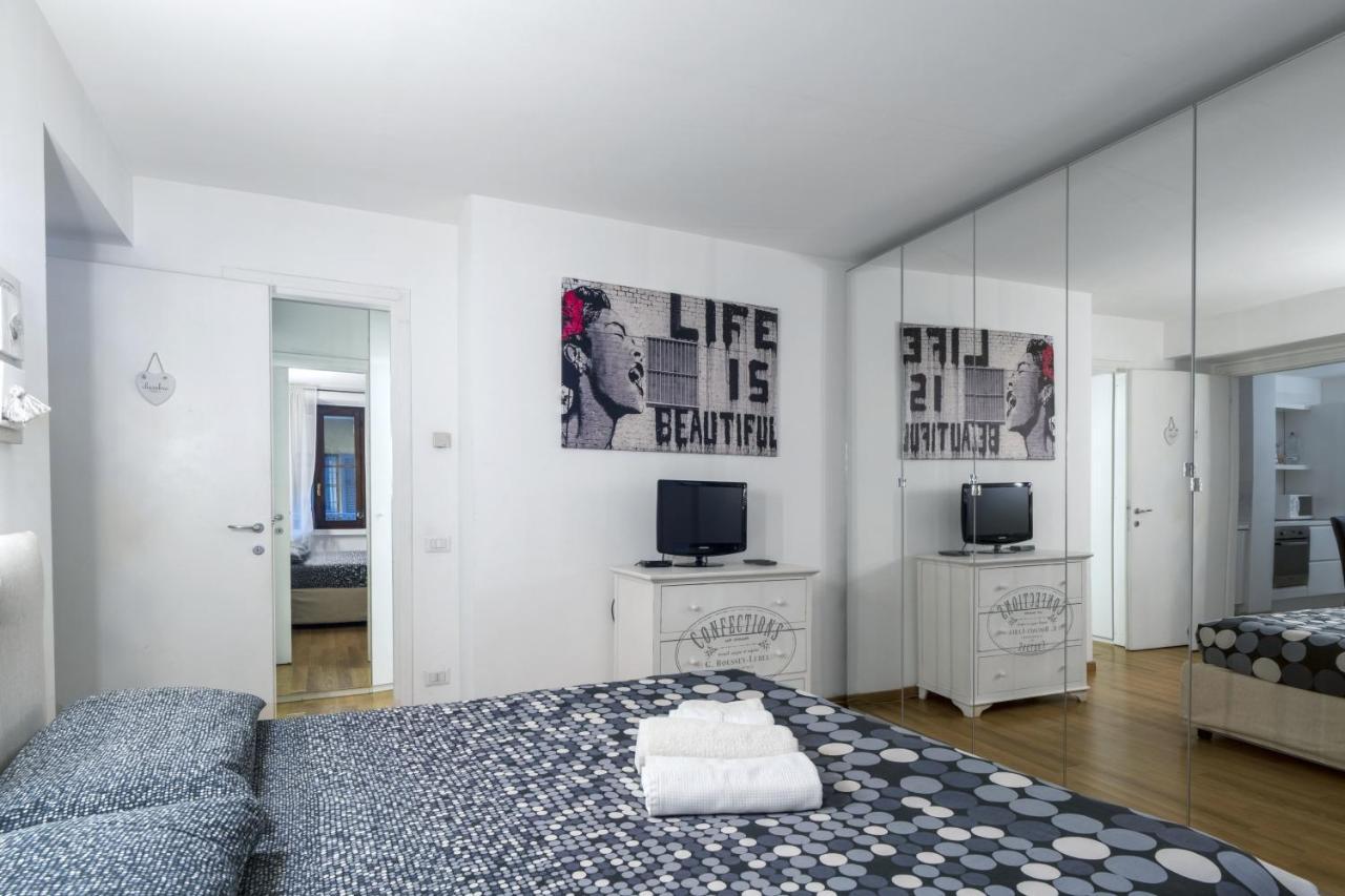 Cozy & Comfy Apt In Navigli Area Mailand Exterior foto